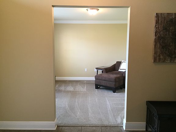 5th image of 6109 Chester Dr