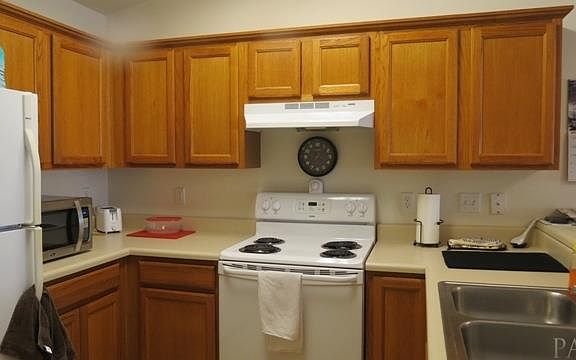 5th image of 1445 Dunhurst Dr