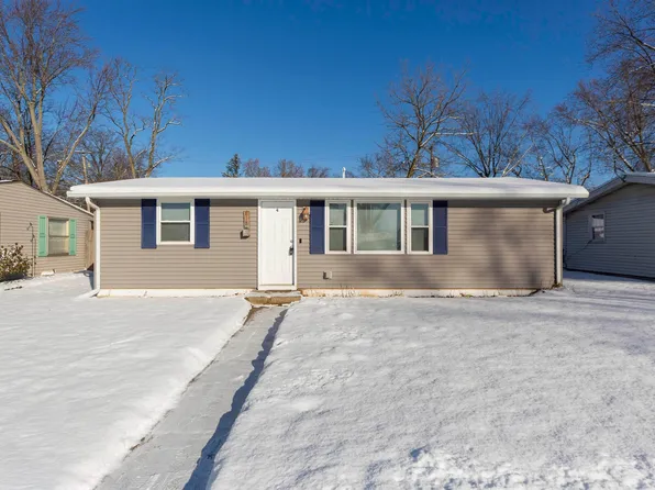818 W Edgar Ave, Mishawaka, IN 46545