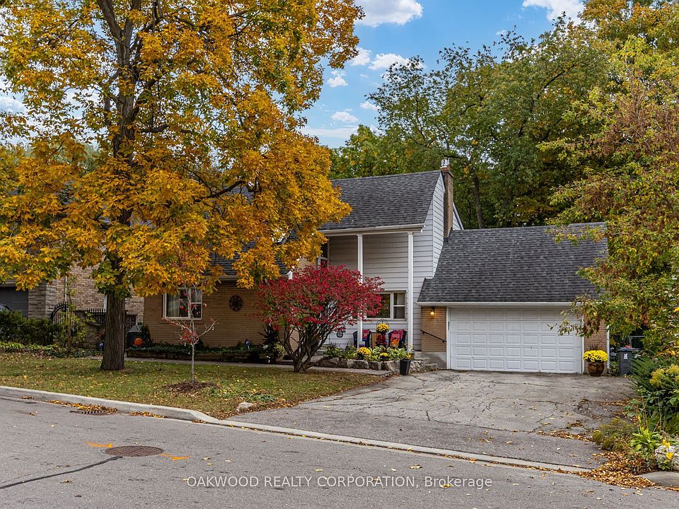 1st image of 41 Greenbrook Dr