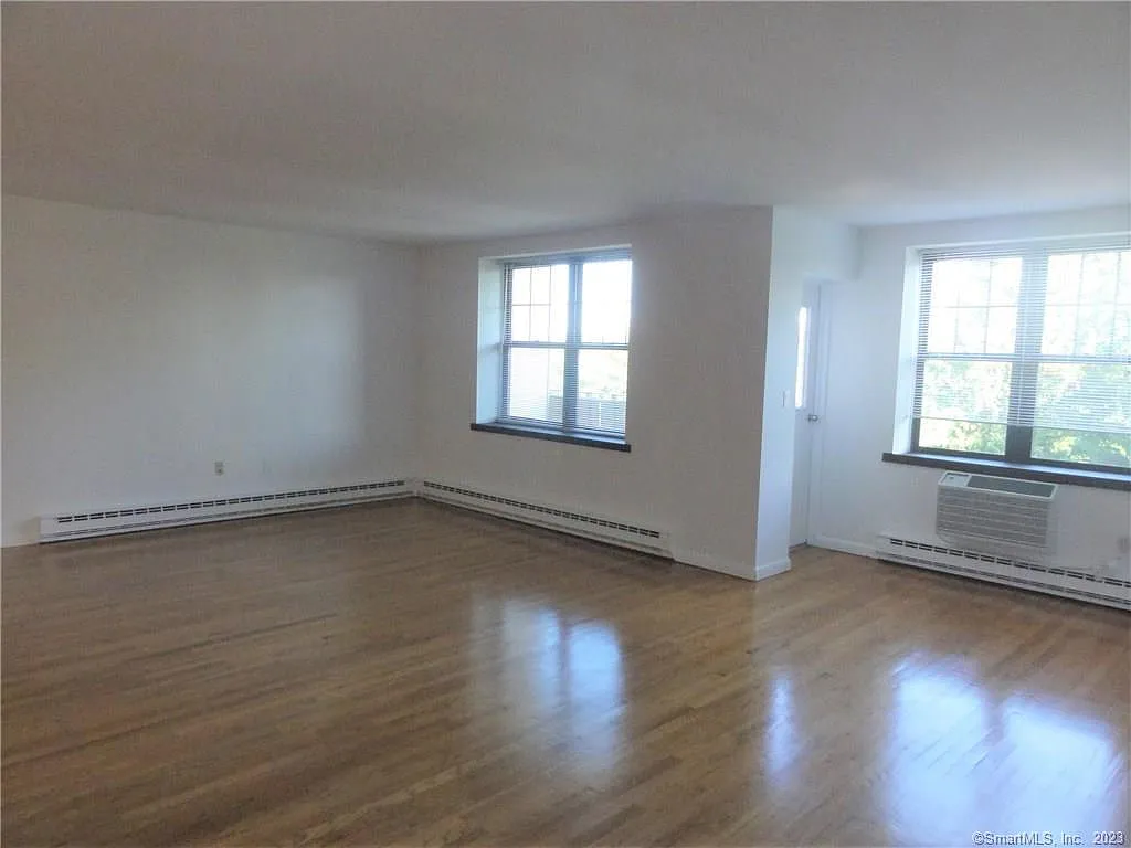 Newfield Terrace Apartments — Photo 4