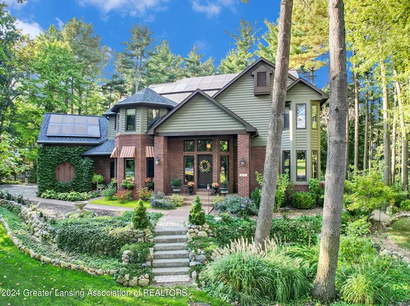 4695 Wellington Dr, Okemos, MI 48864