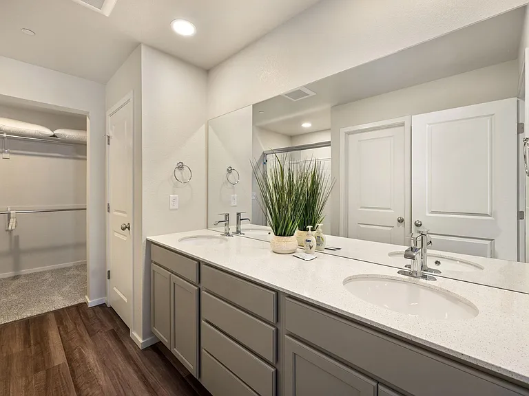 2838 Barnstormer St #2 — Photo 13