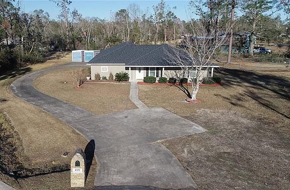 2nd image of 470 E Park Manor Dr