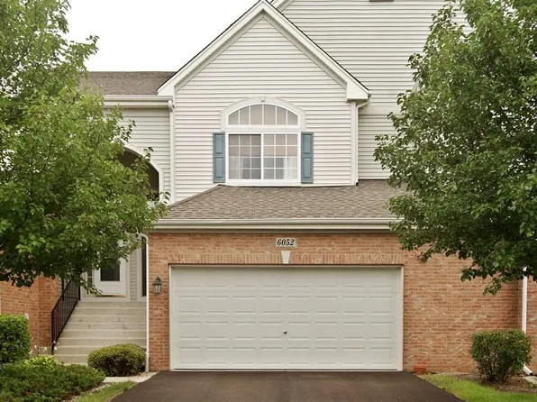 6052 Canterbury Ln #4-8, Hoffman Estates, IL 60192