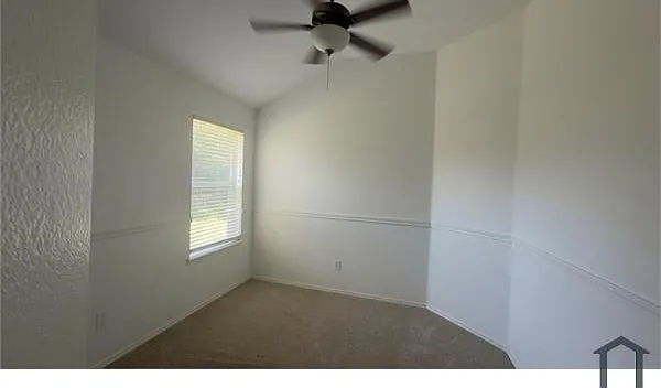 5601 Piedra Dr — Photo 11