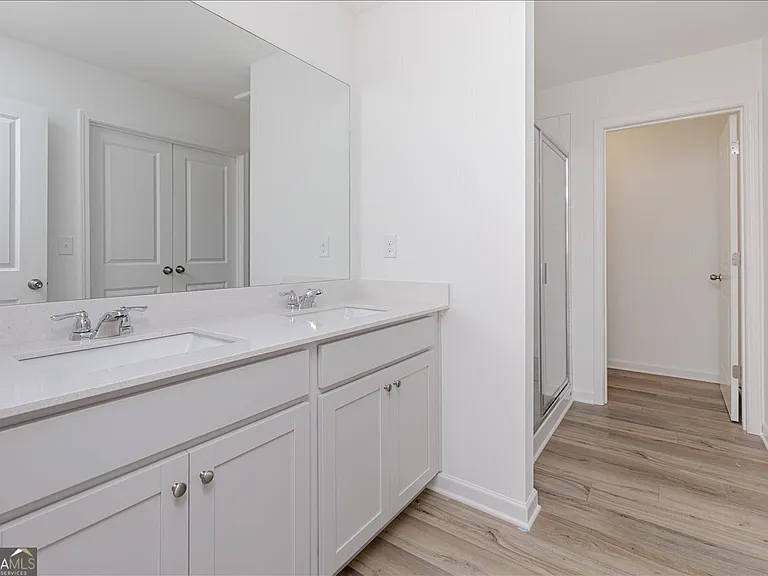 218 Hickory Ridge Trl — Photo 34
