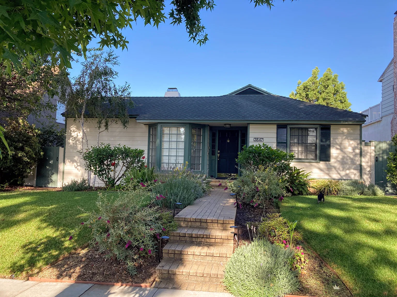 3 bed, 1592 sqft, $1,300 — Photo 1