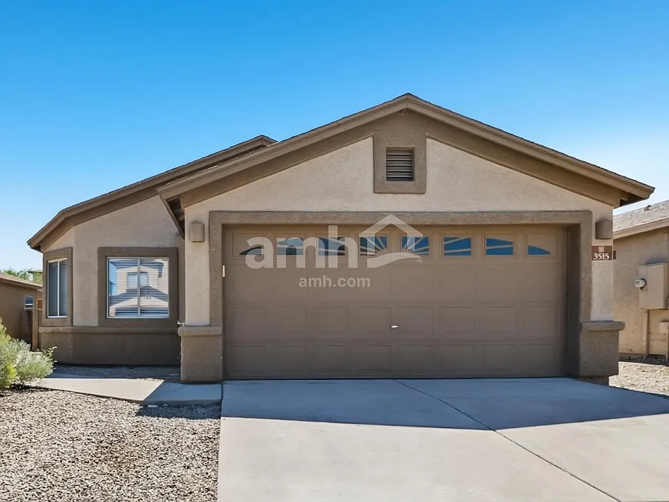 3515 W Center Mountain Way