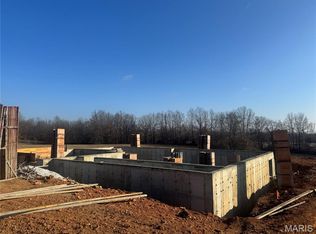 108 Hickory Heits Ct, Moscow Mills, MO 63362