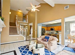 2114 Diamond Brook Dr, Houston, TX 77062