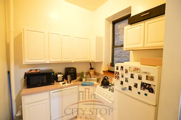 Rented by City Stop Realty | media 6