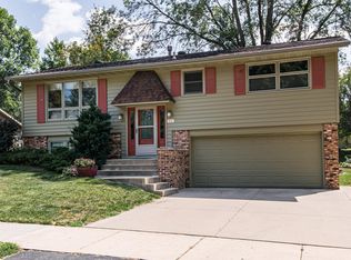 804 29th St NW, Rochester, MN 55901