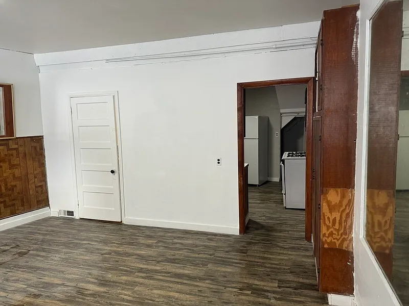 2 bed, 1.5 bath, $1,050 — Photo 3