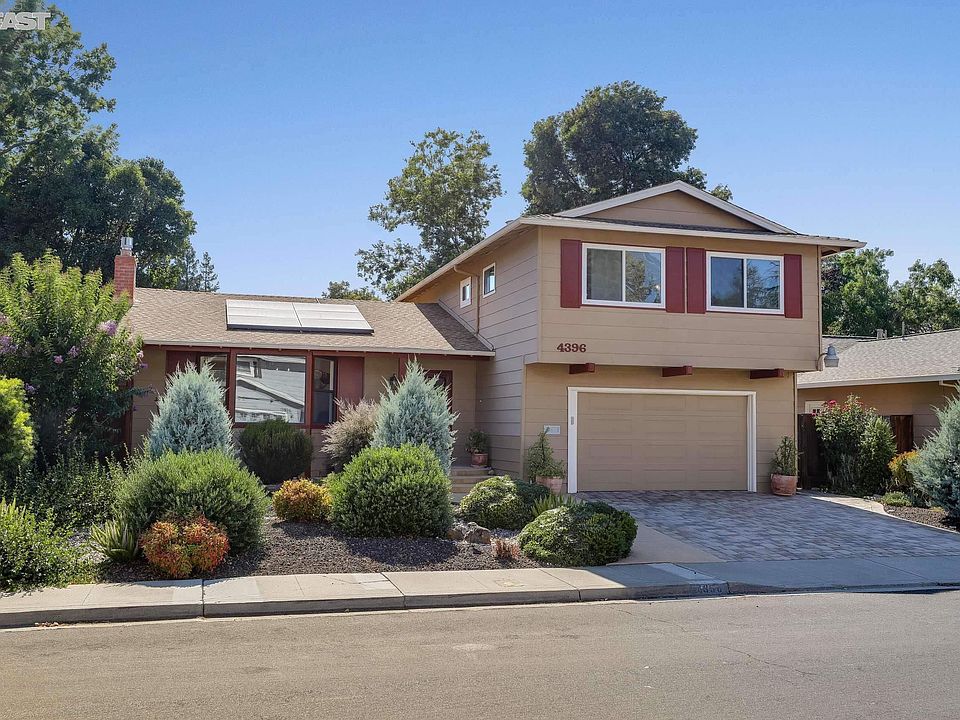 1st image of 4396 Clovewood Ln