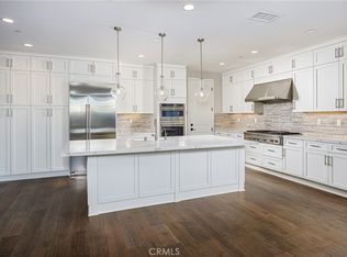 2017 Picasso, Santa Ana, CA 92704