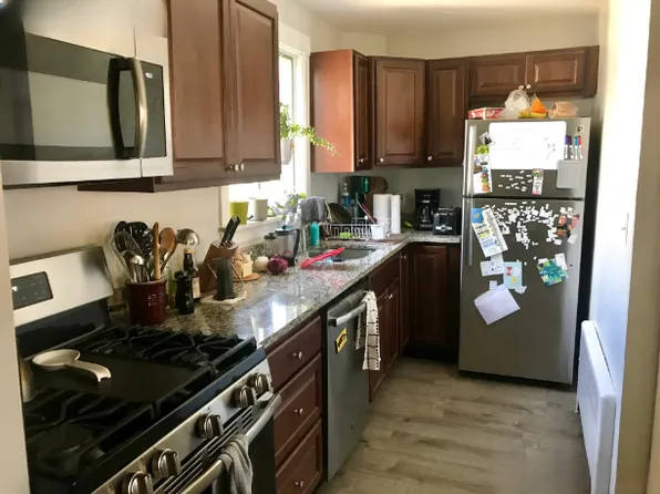 7 Quincy St #2A, Somerville, MA 02143
