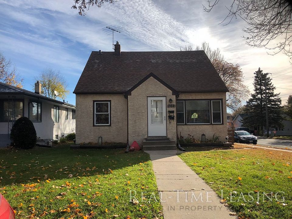 1st image of 702 16th Ave N
