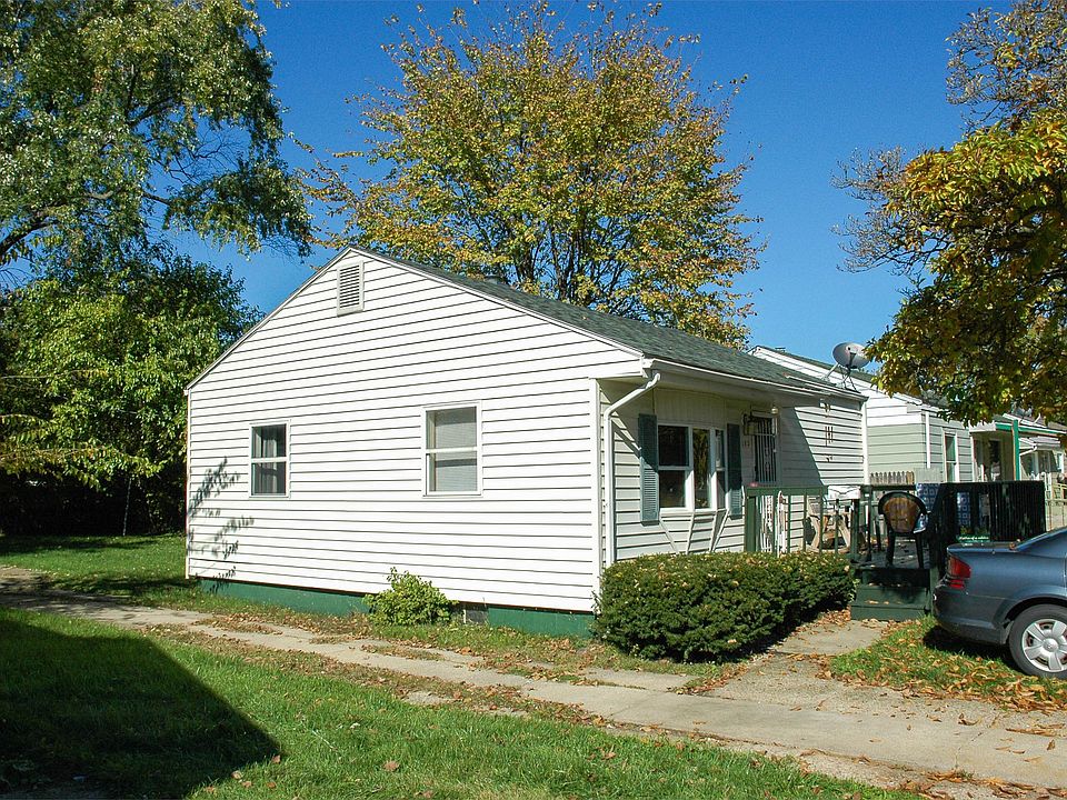 2nd image of 125 N Edison Ave