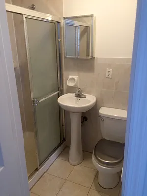 Rented by NextStopNY | media 14