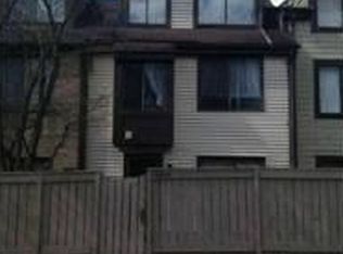 9946 Forest View Pl, Montgomery Village, MD 20886