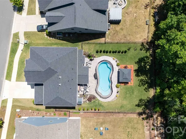 961 Stebbins Dr, Fort Mill, SC 29715