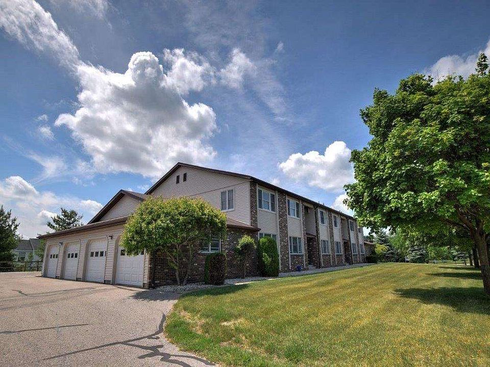 1st image of 827 C Hayner Dr