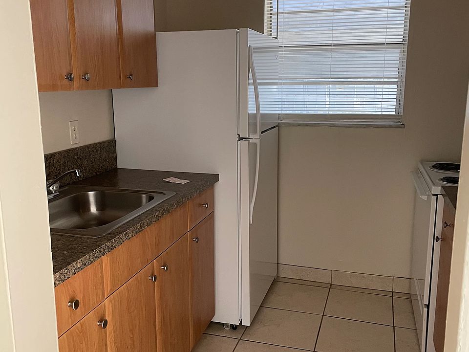 Spacious kitchen