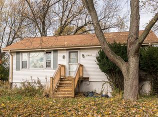 17W510 Wrightwood Ave, Addison, IL 60101