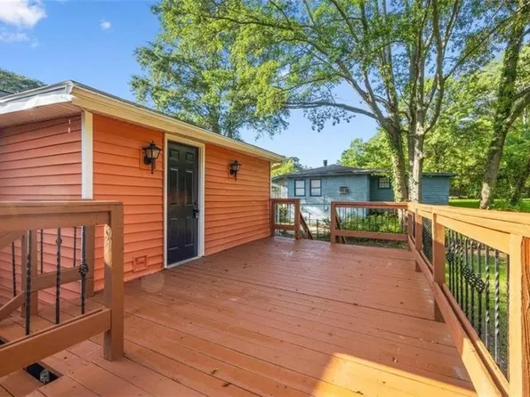 5164 Phillips Dr, Forest Park, GA 30297