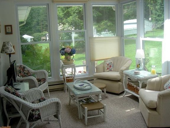 SUN ROOM