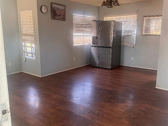 2nd image of 37826 Cardiff St