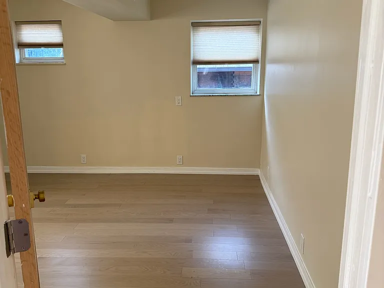 2327 Park Ave #3 — Photo 13