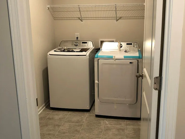 Spacious laundry room
