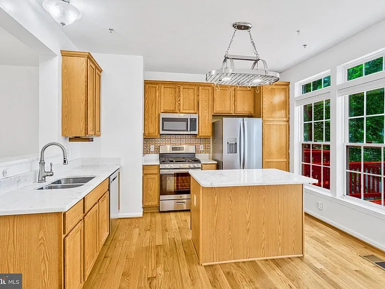 4062 Cressida Pl — Photo 14