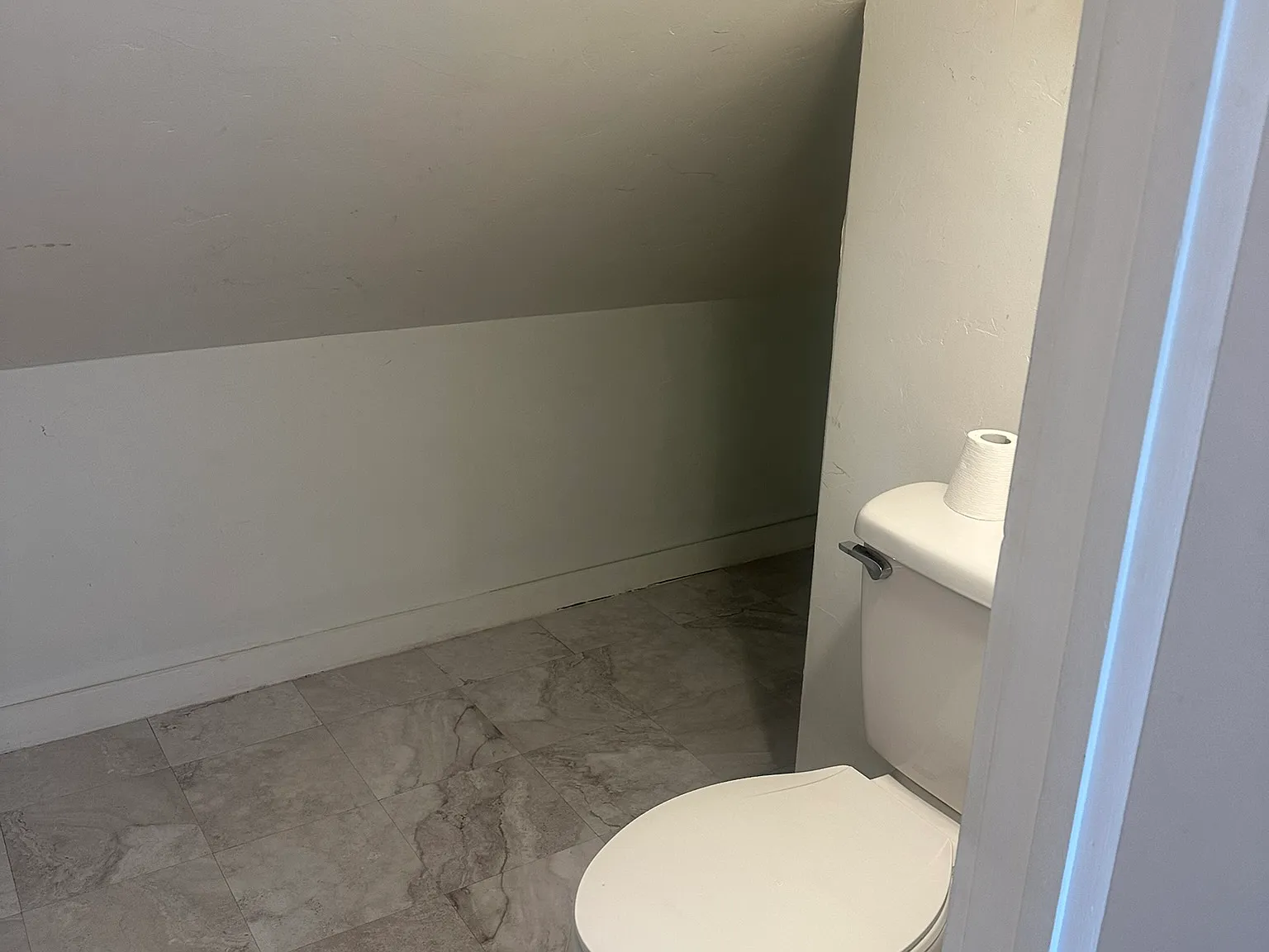 Studio, 450 sqft, $700 — Photo 1