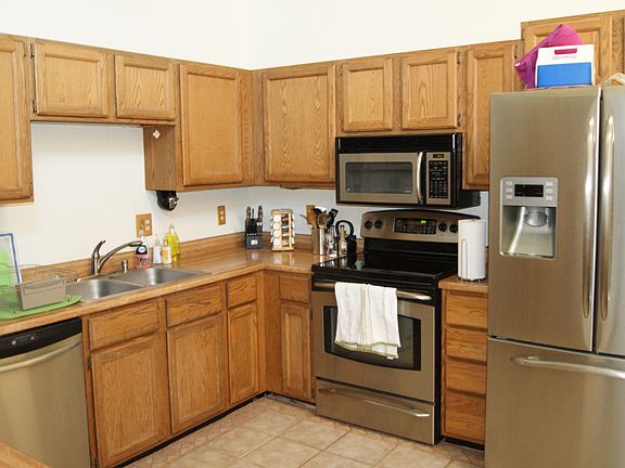 4th image of 4419 Comanche Dr