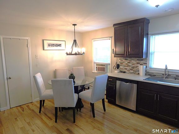4th image of 26 Dayton Rd