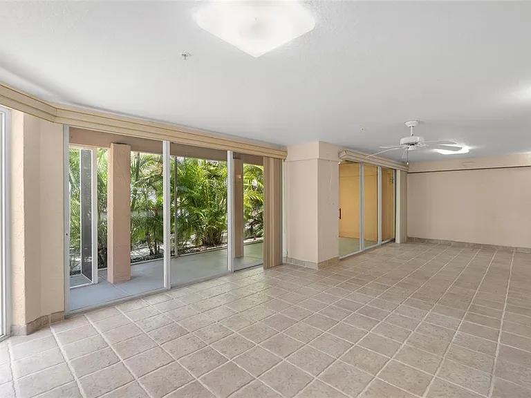 3954 Hamilton Club Cir #14 — Photo 41