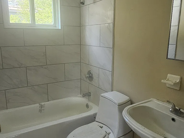 3186 Penfield Rd — Photo 5