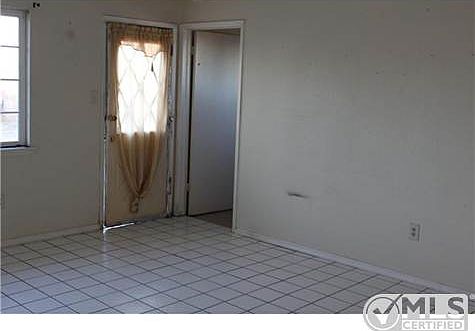 5th image of 9233 Elgin Dr
