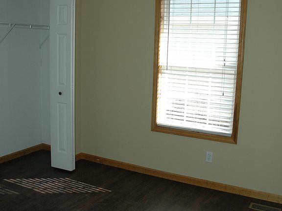 4th image of 291 Central Ave