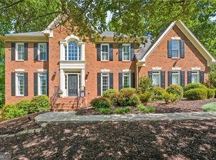 325 Tynebrae Ct, Roswell, GA 30075