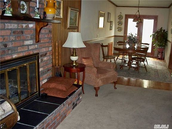 4th image of 52 Deepdale Pkwy