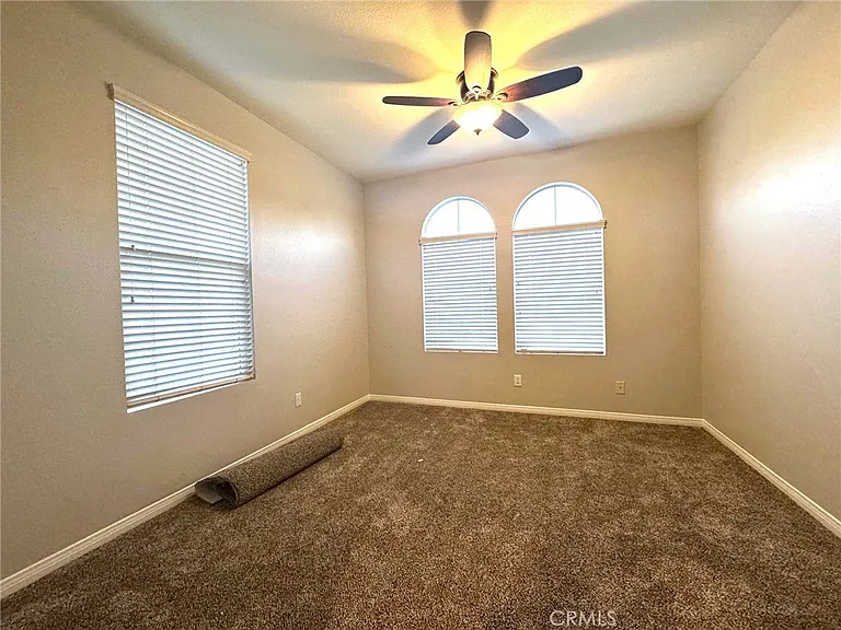 24094 Safiro Ct — Photo 10