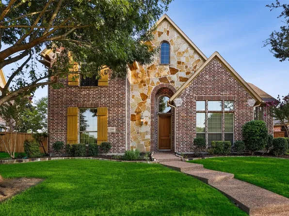 2295 Sandy Creek Dr, Frisco, TX 75033