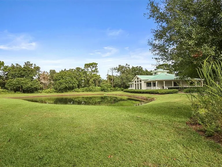 11709 Clubhouse Dr — Photo 42