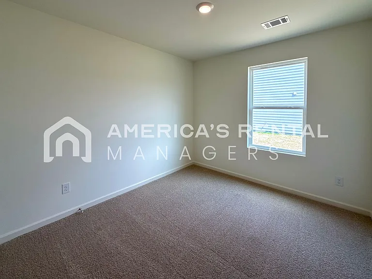 3808 Water Lily Ln — Photo 10