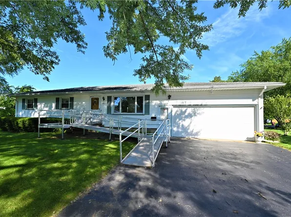 46 Drexel Dr, Rochester, NY 14606