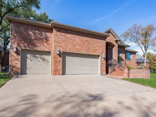 43 E Stonebridge Cir, Wichita, KS 67230